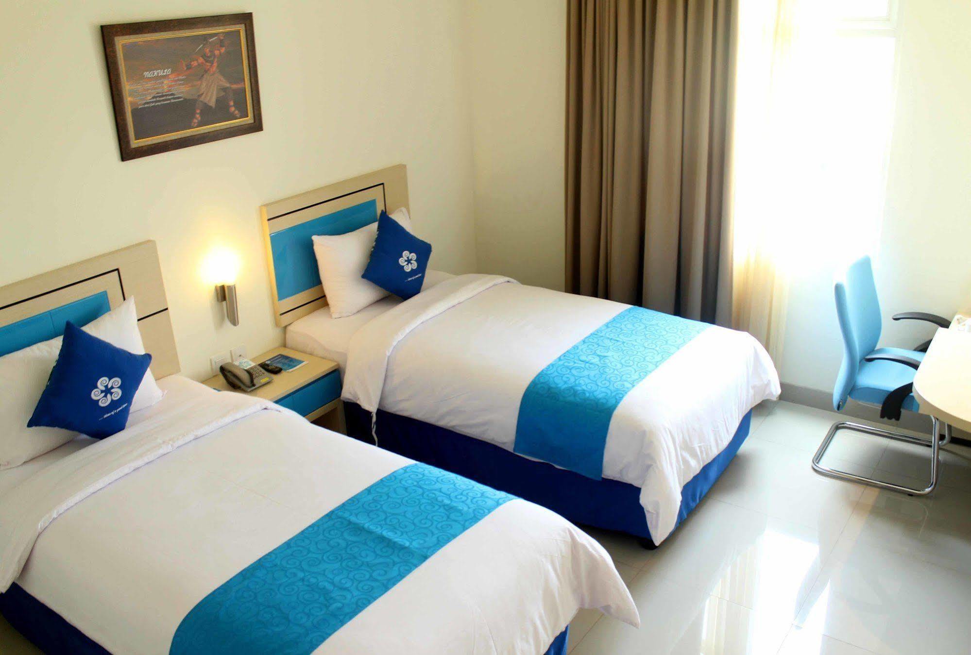 Hotel Brothers Biru Solo Baru Exterior photo