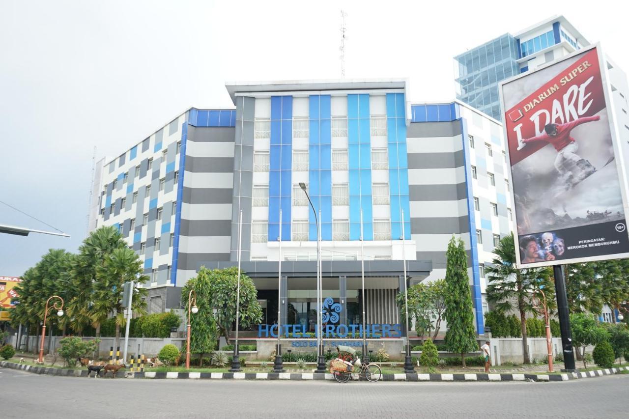 Hotel Brothers Biru Solo Baru Exterior photo