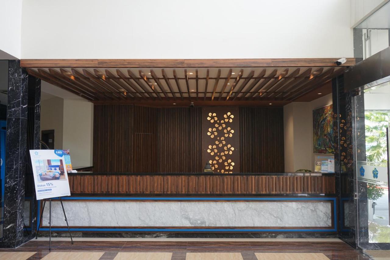 Hotel Brothers Biru Solo Baru Exterior photo